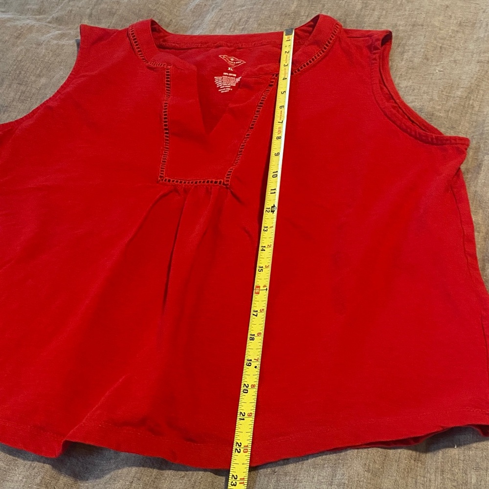 St. John's Bay Red Sleeveless Blouse - Picture 7 of 9